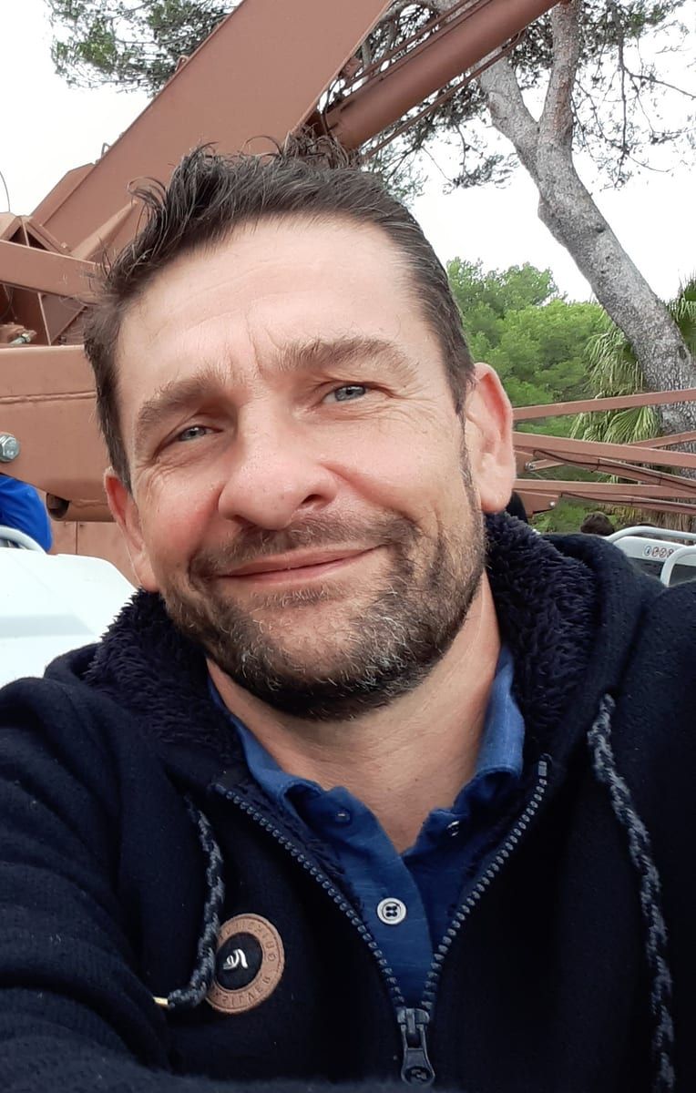 Profil von Aron